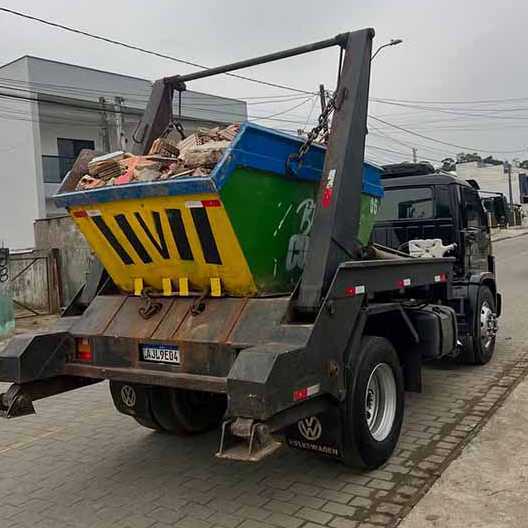 Caçamba para Mudança e Descarte de Móveis